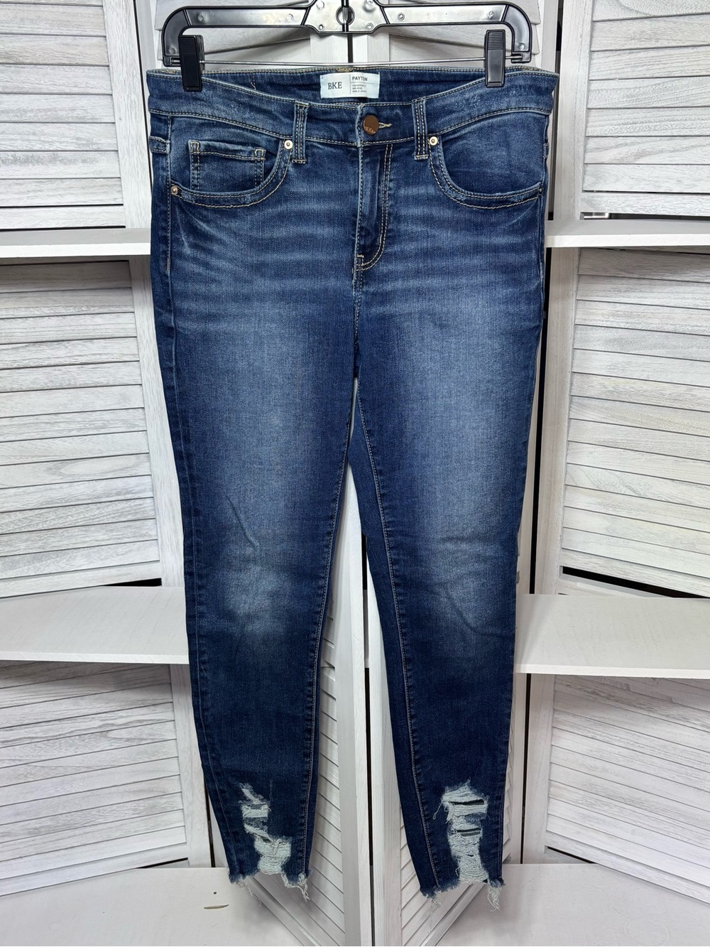 BKE Payton Jeans 28 Mid Rise Ankle Skinny Distressed Raw Hem